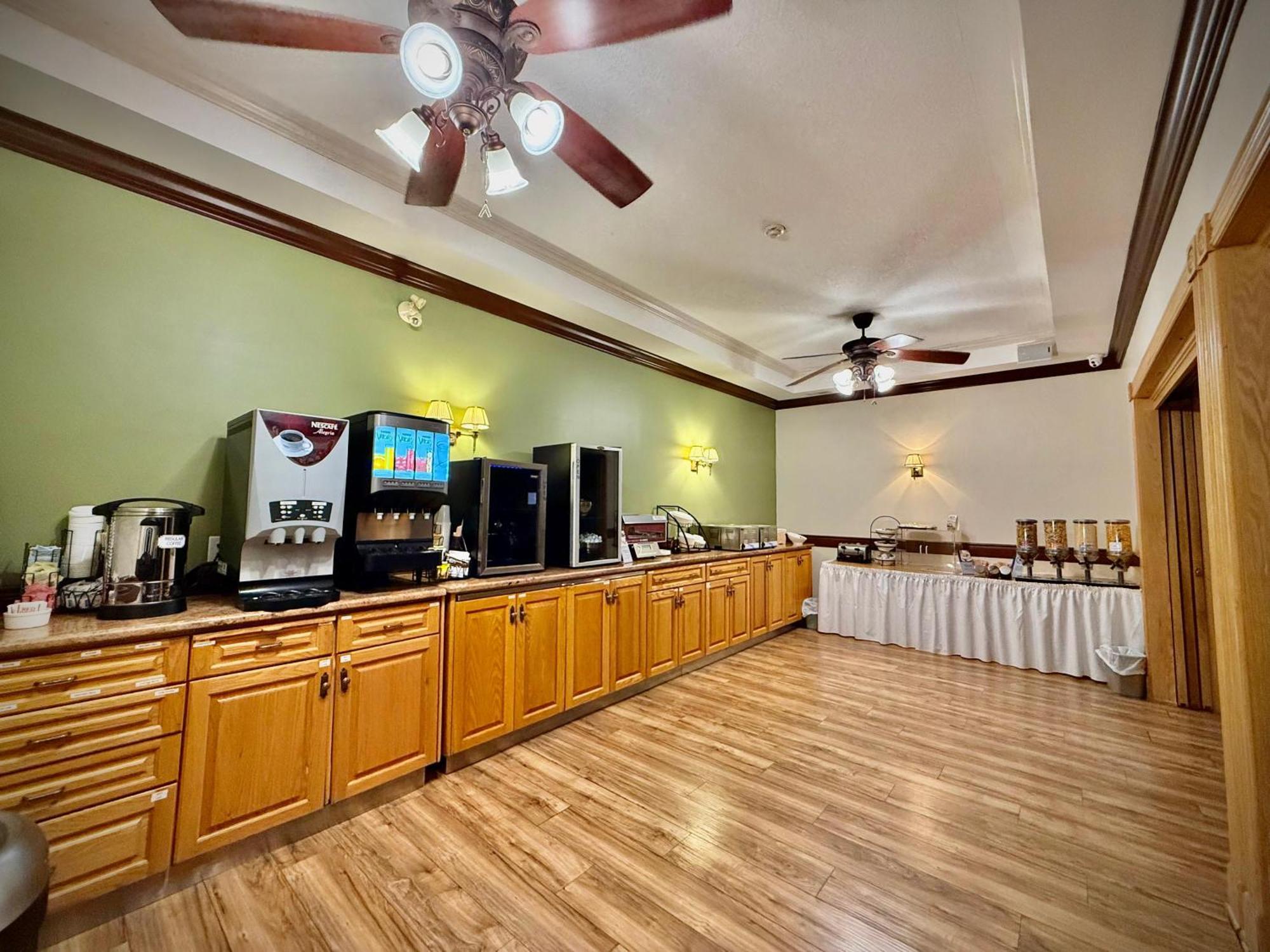 Surestay Plus Hotel By Best Western Kincardine Exterior foto